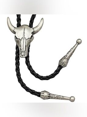 Cowboy cowgirl Western Bull Skull Bolo Tie in Black Silver leather